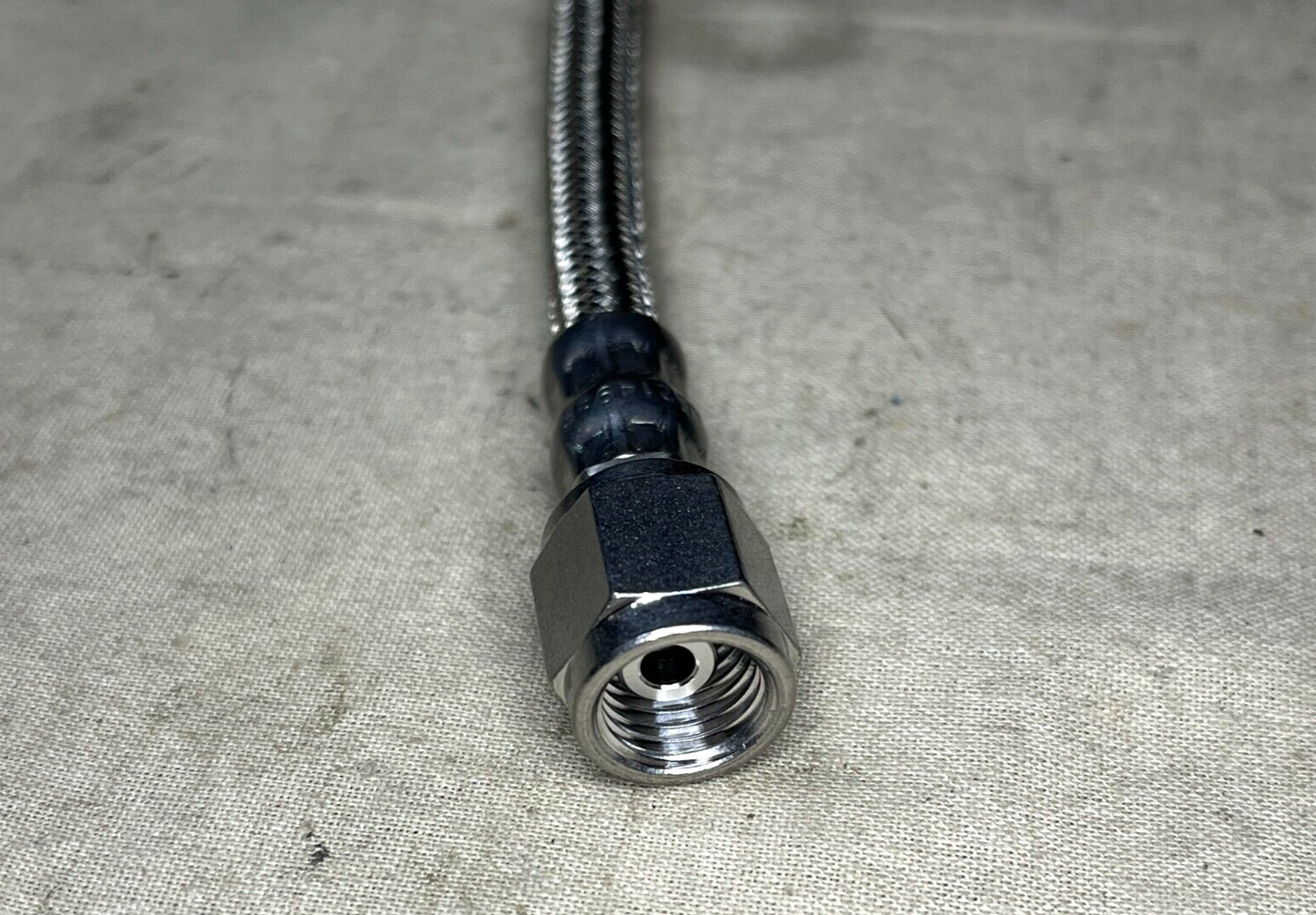 HELICOPTER HH-60 MIL-DTL-25579 NONMETALLIC HOSE FUEL ASSEMBLY 4720-01-140-4858