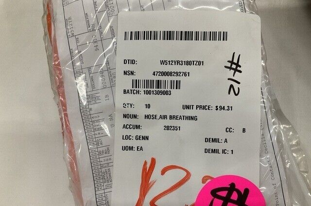 HEMTT M992 M1A1 10504842 2GE792 AIR BREATHING HOSE C5-19-916-4 4720-00-829-2761