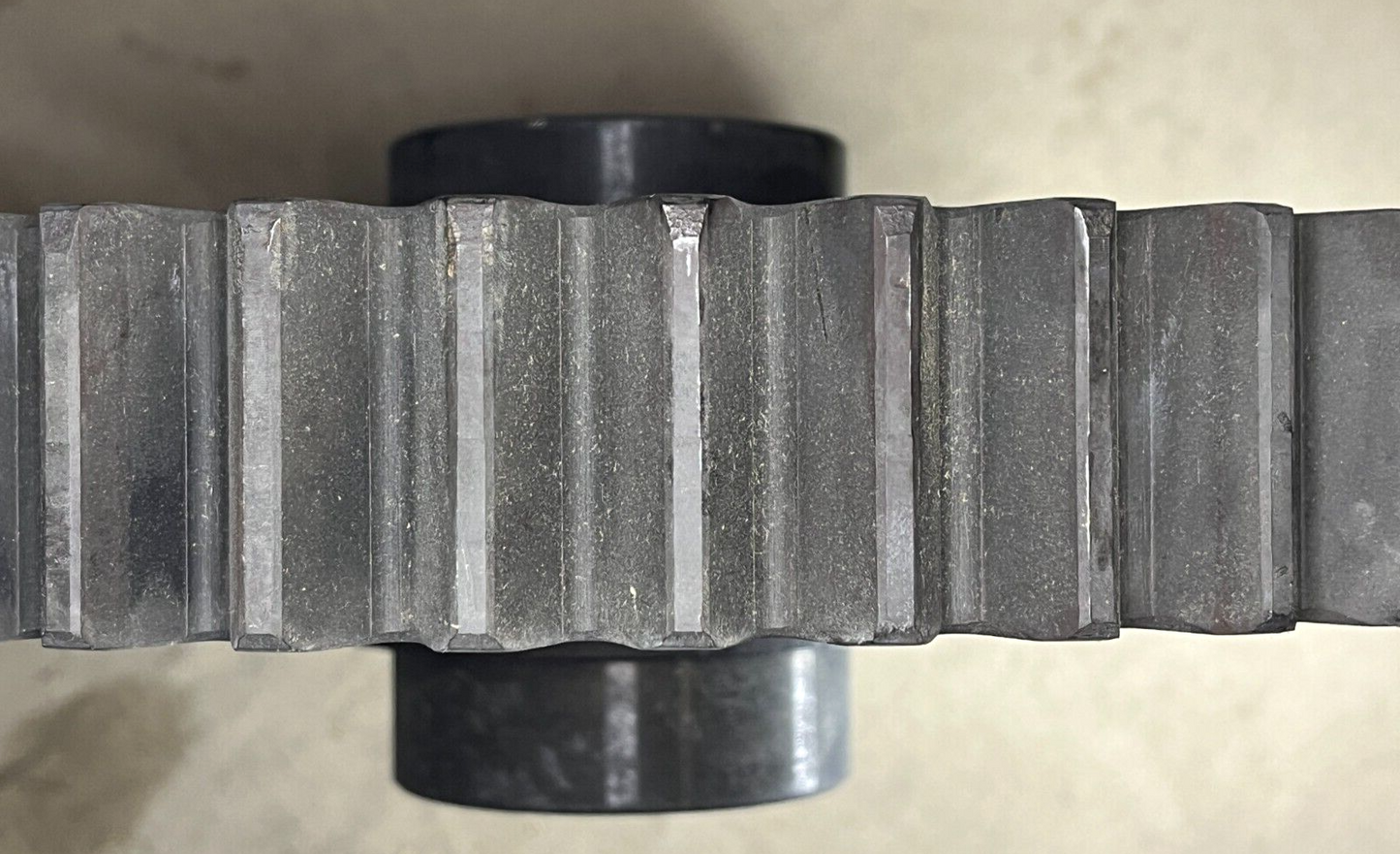 US ARMY MATCHED SPUR FINAL DRIVE GEAR PINION SET 5703176 3020-00-020-2284