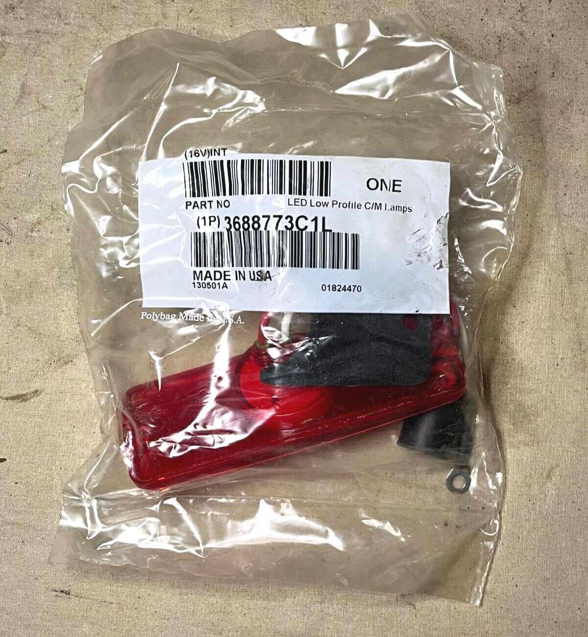 MRAP, M1249 MAXXPRO DASH 3688773C1L CLEARANCE MARKER LIGHT ASSY 6220-01-568-5544