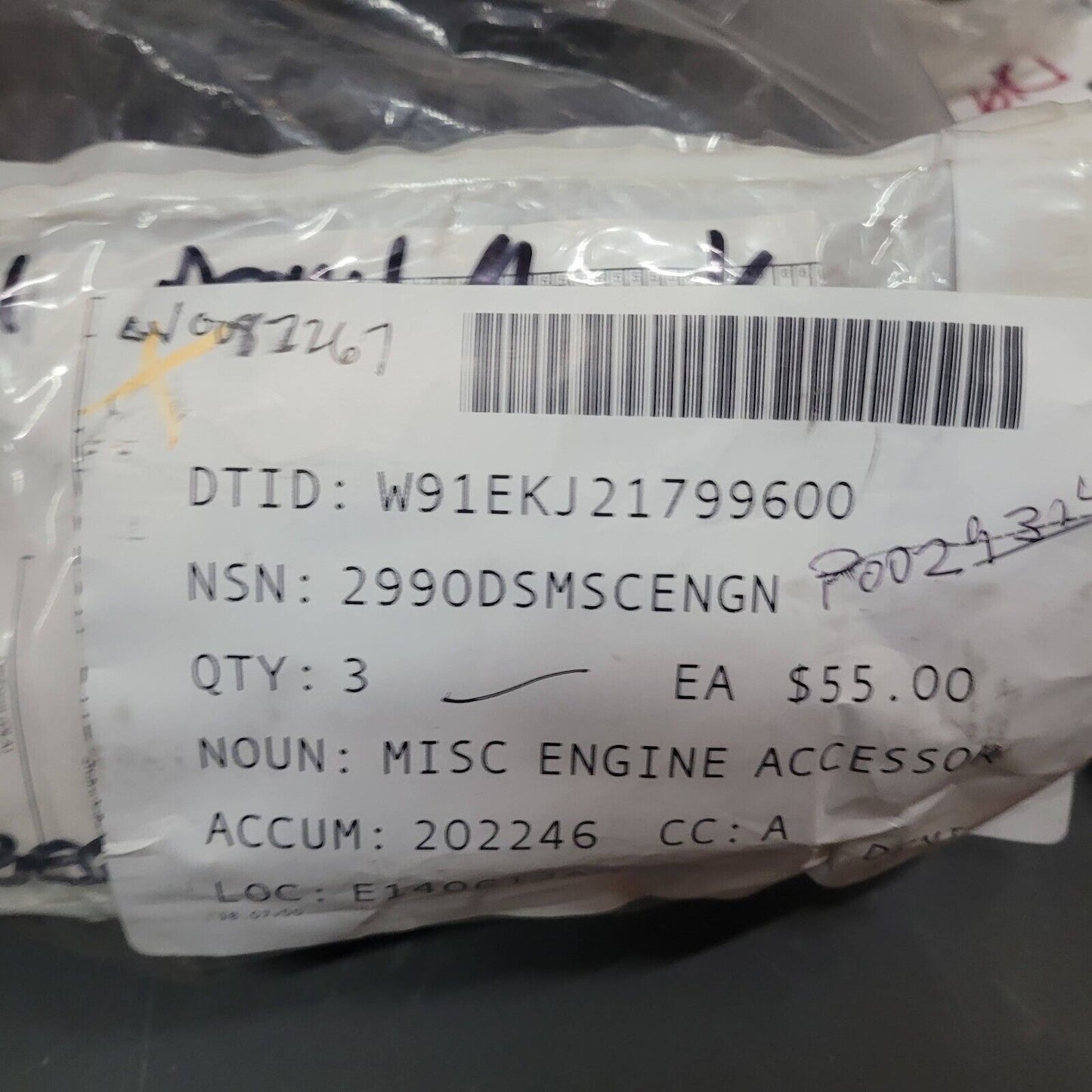 FUEL FILTER HEAD RE70357 RE500160 FITS JOHN DEERE 6415 6510S 6410S 6310S 6420