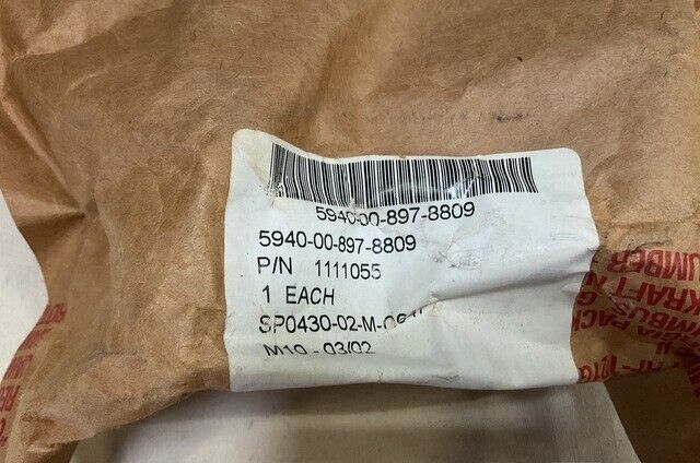 ALLIED SIGNAL 1111055 RUBBER COVER, TERMINAL BOARD 5940-00-897-8809 USA_STOCK