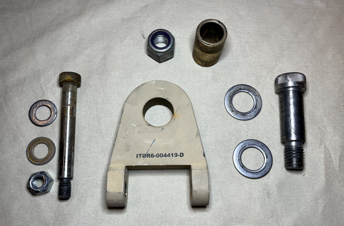 USGI MILITARY NIITEK 004419 MOUNTING BRACKET LIFT ARM BASE 5340-01-601-2555