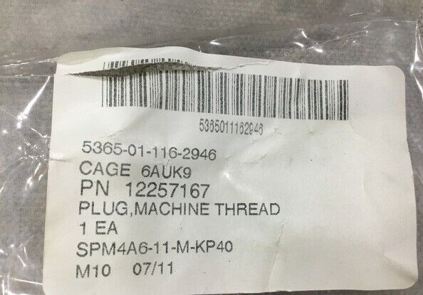 New Plain RH External 12257167-1 Machine Thread Plastic Plug 5365-01-116-2946