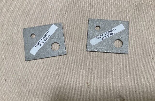 MILITARY HMMWV 1 1/4-TON 12338943 5585143-B FRONT PLATE SPACER 5365-01-252-8026