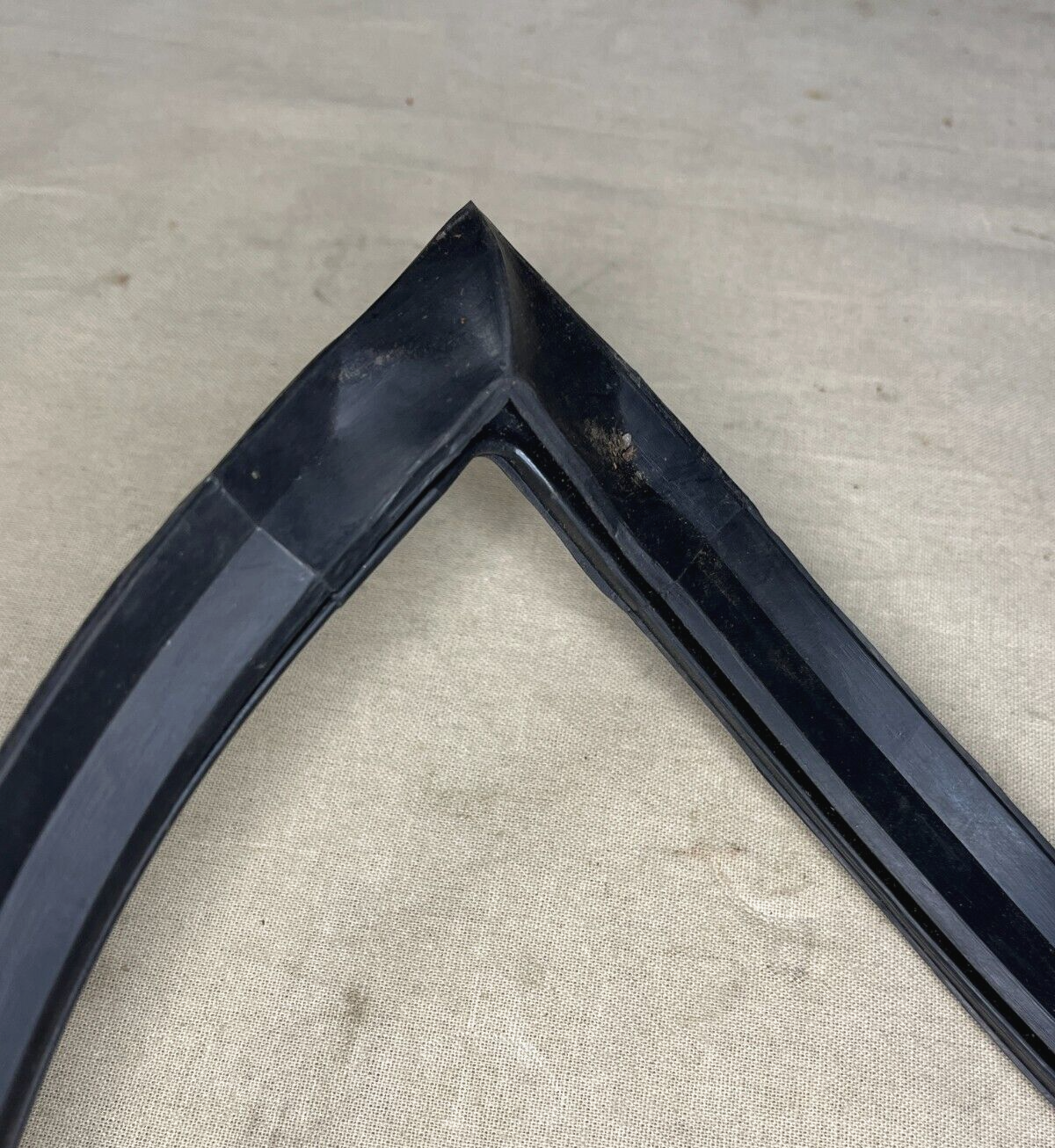 15 PIECE CAB WEATHER SEAL KIT FOR M35, M54, AND M809 5 TON SERIES TRUCKS