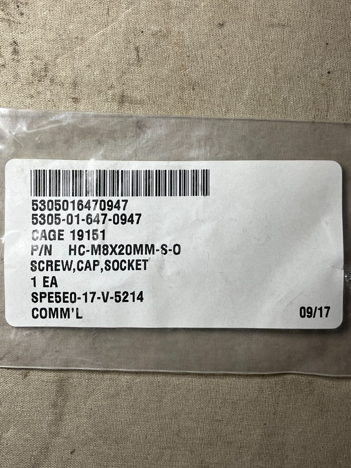 SOCKET HEAD CAP SOCKET SCREW 20MM 12/9 HC-M8X20MM-S-O 5305-01-647-0947 NOS