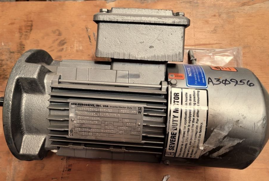 SEW EURODRIVE 1 HP GEAR MOTOR 230YY/460Y DFT80K2-KS 60hz 2BMG05HR tefc 3pw