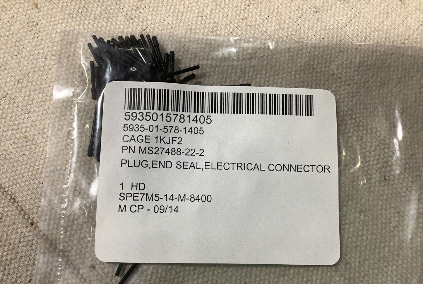 PACK OF 100 MS27488-22-2 ELETRICLAL CONNECTOR SEALING PLUGS 5935-01-578-1405