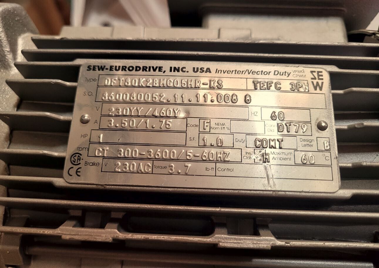 SEW EURODRIVE 1 HP GEAR MOTOR 230YY/460Y DFT80K2-KS 60hz 2BMG05HR tefc 3pw