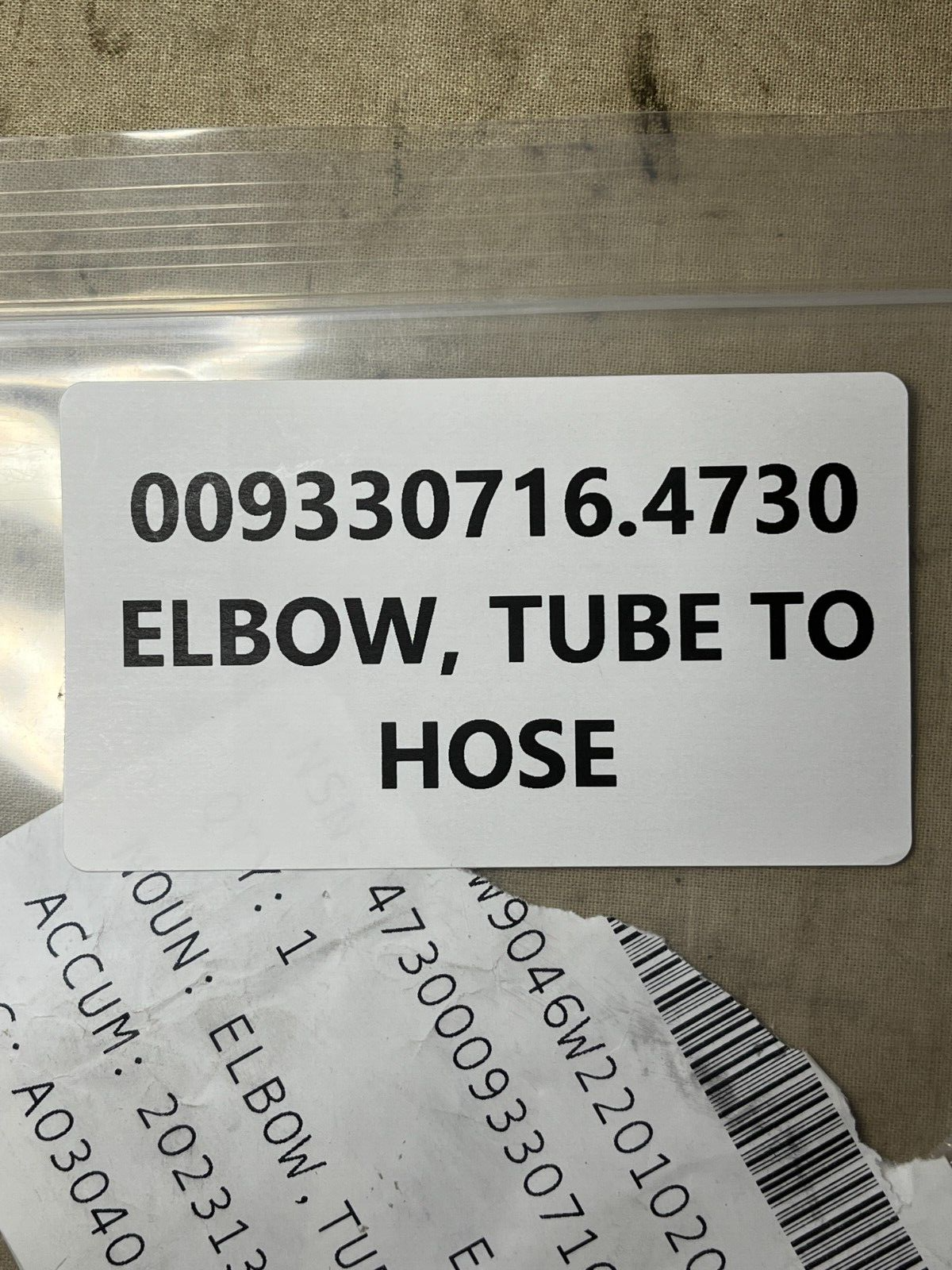 TUBE TO HOSE ELBOW FITTING CONNECTOR MILF27272 MS27388-10C 4730-00-933-0716