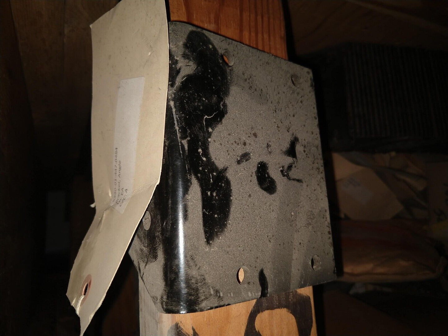 DAIMLER TRUCK 681 542 27 40 STEEL BLACK ANGLE BRACKET 5340-01-447-0484 NOS