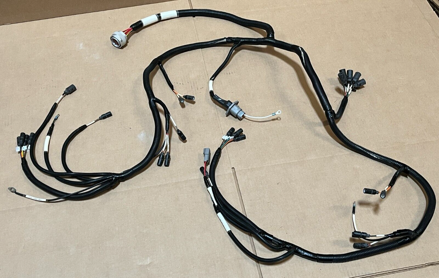 MPCV 10030215 BRANCHED WIRING HARNESS FRONT BUMPER POWER 6150-01-588-3145 NOS