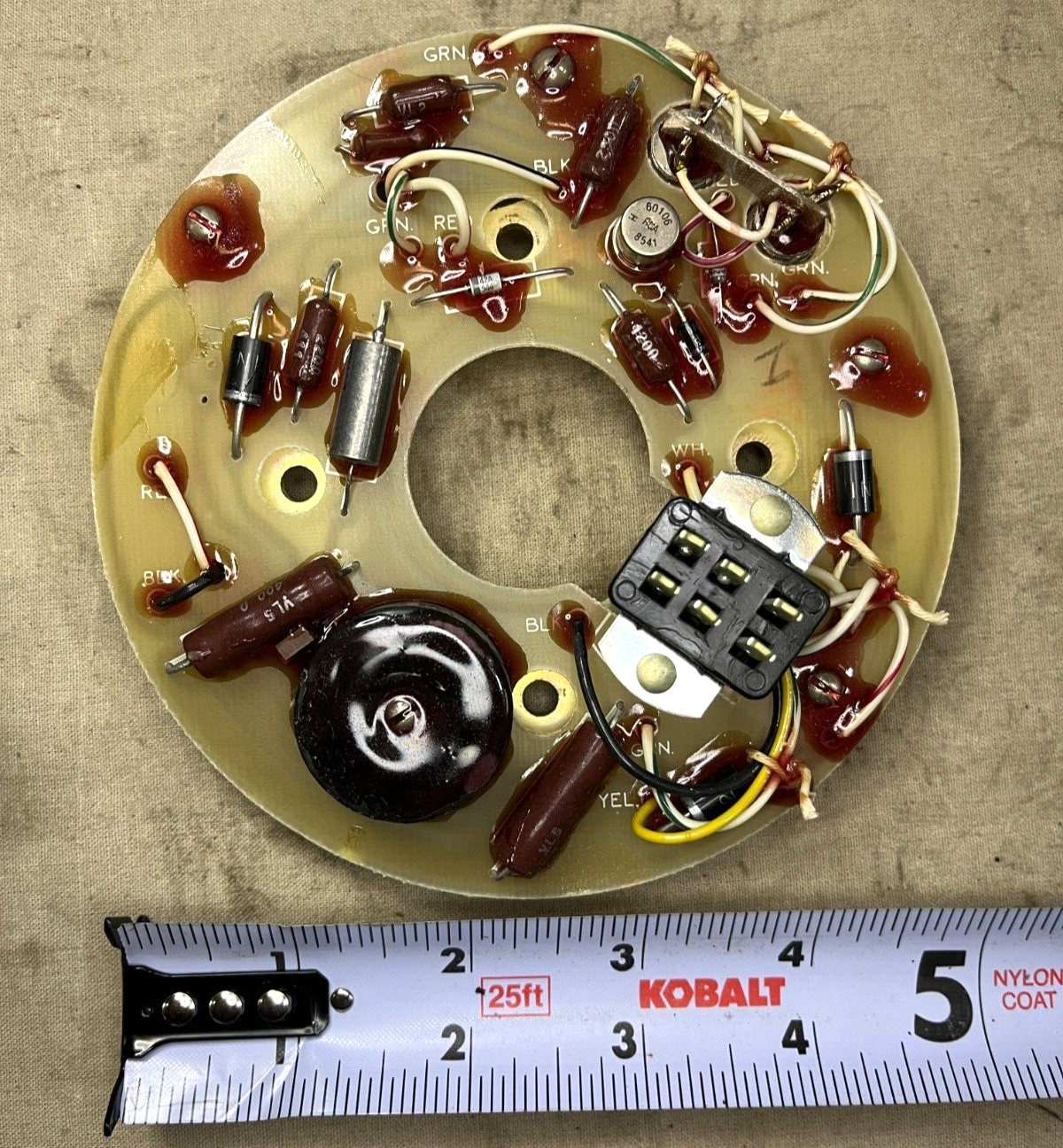 M561 GAMA GOAT ALTERNATOR REGULATOR 60177 945860 R214060177 2920-00-928-6144