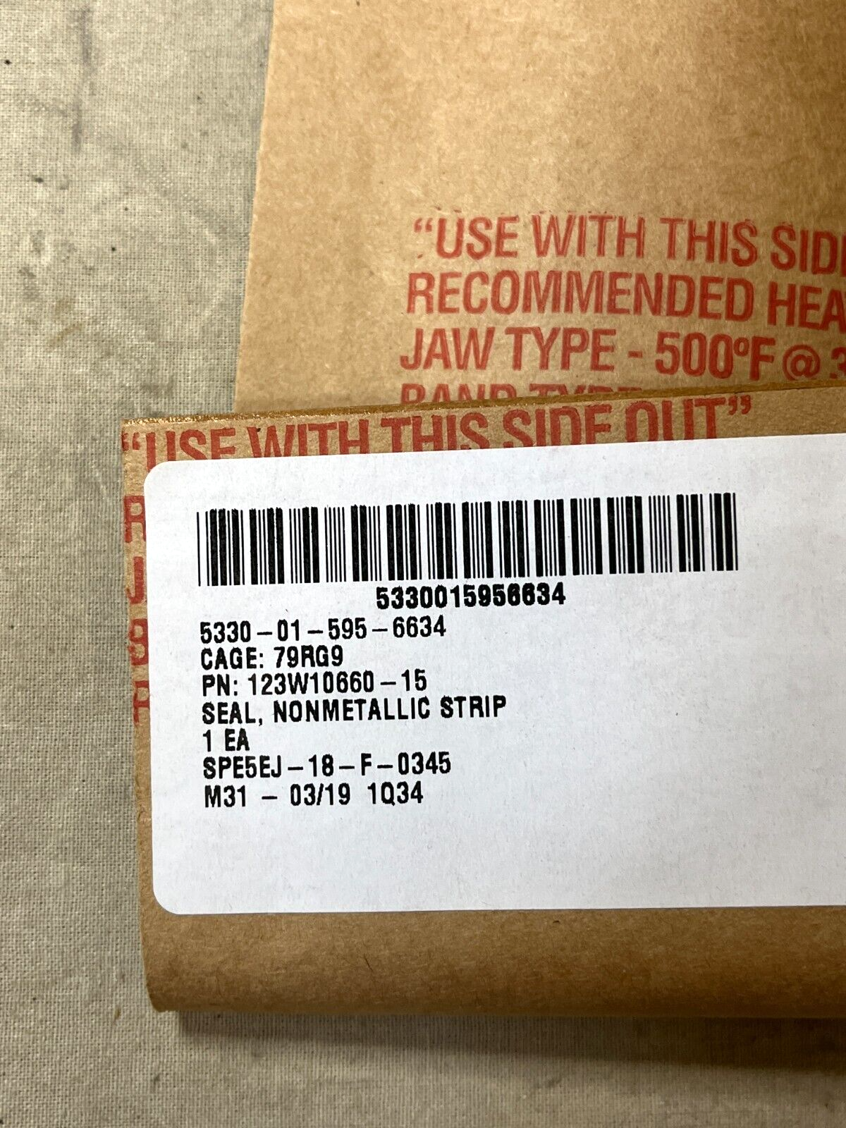 WING-NACELLE-MAINGEAR DOOR NONMETALLIC STRIP SEAL ASSEMBLY 5330-01-595-6634