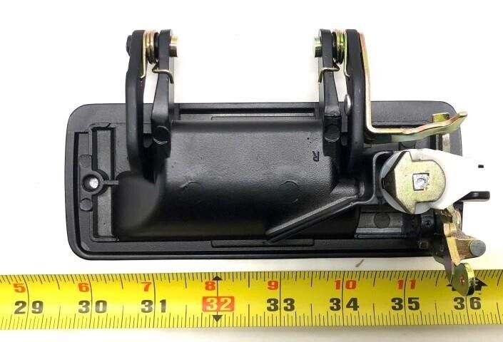 FMTV, LMTV VEHICULAR A PAIR EXTERIOR DOOR HANDLE KIT 12417493-001, 12417493-002