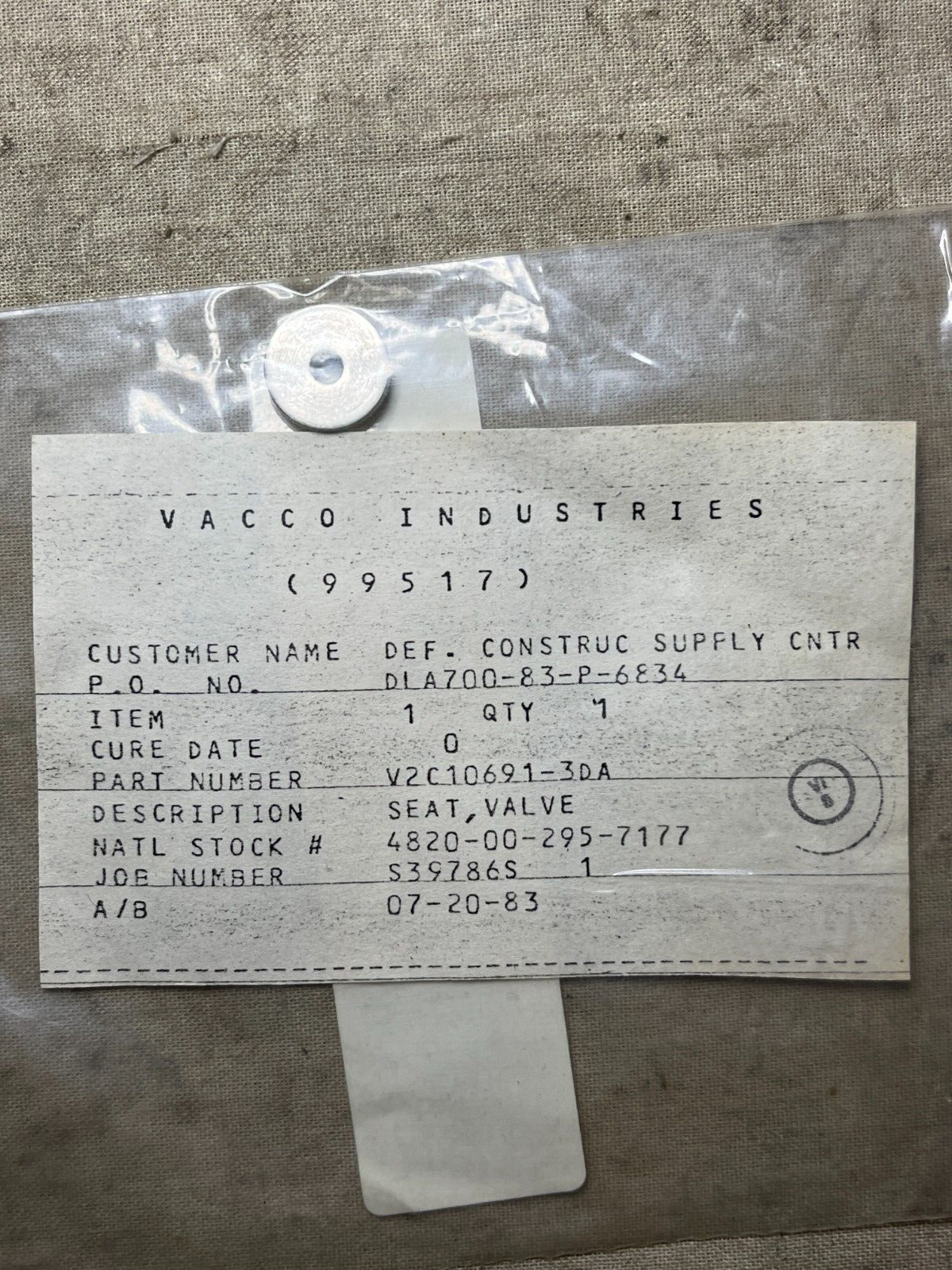 NIMITZ CLASS CVN V2C10691-3DA VACCO VALVE SEAT V2C10691VT 4820-00-295-7177 USA