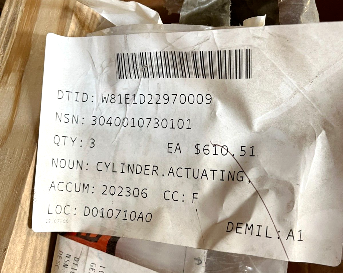 ABRAMS M1 ENGINE D-18131-A-2 LINEAR ACTUATING CYLINDER 12271524 3040-01-073-0101