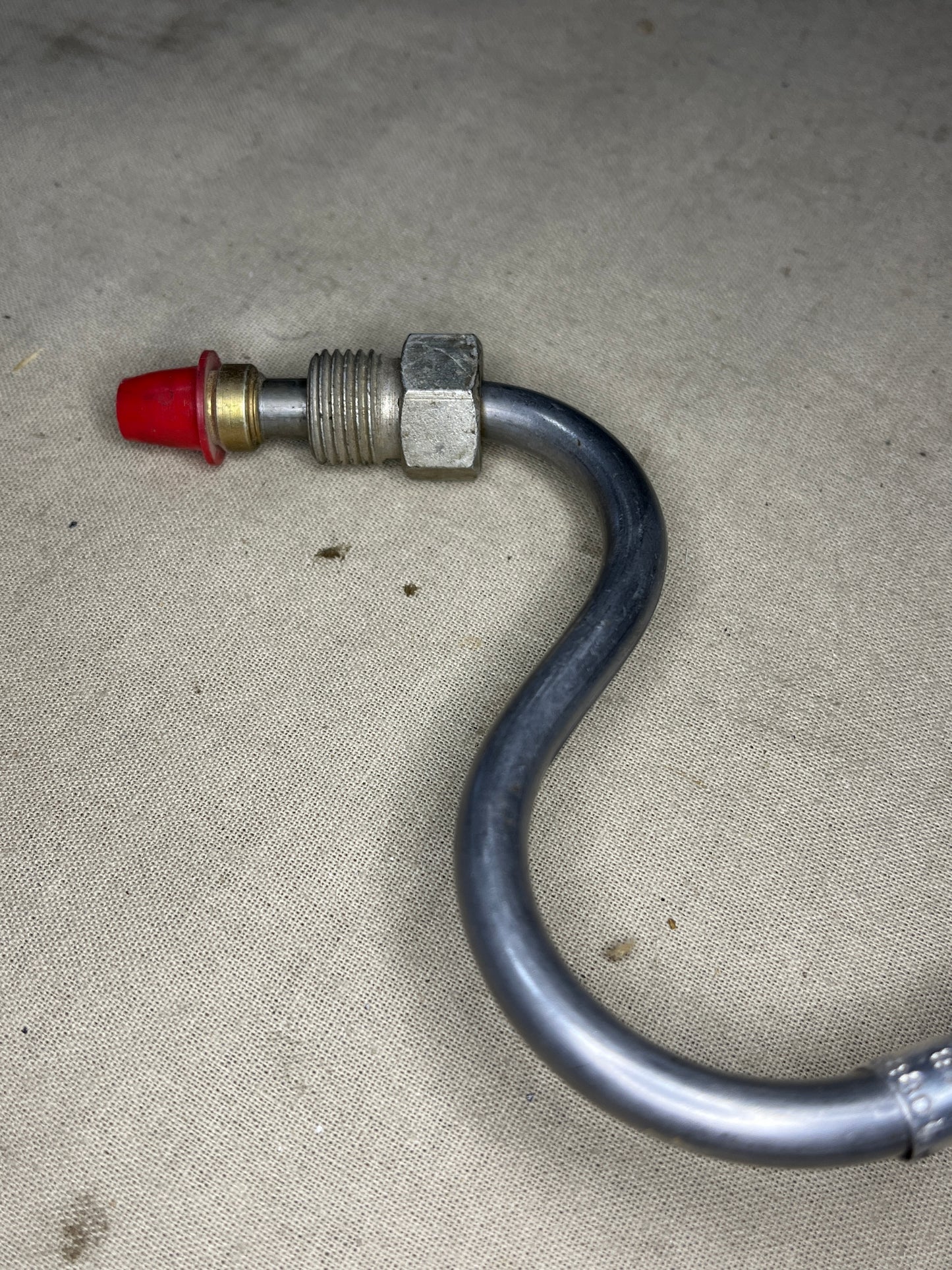 M35A2 Multi Fuel 2.5 Ton Fuel Injection Line Cylinder 5 10889799
