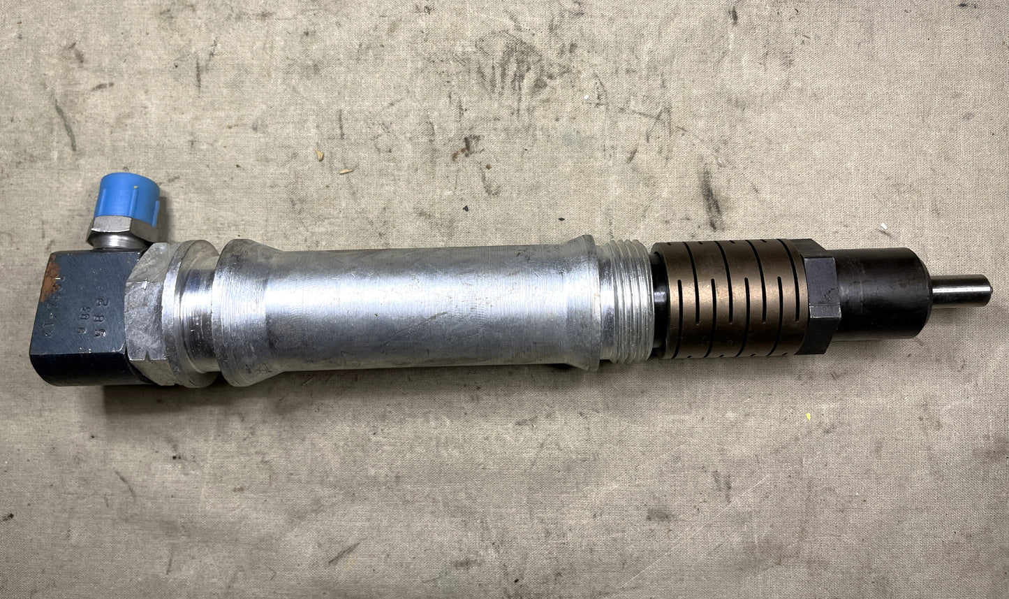 M51 / M74 / M88 BOSCH FUEL INJECTOR NOZZLE 10912452 / 2910-01-037-4984