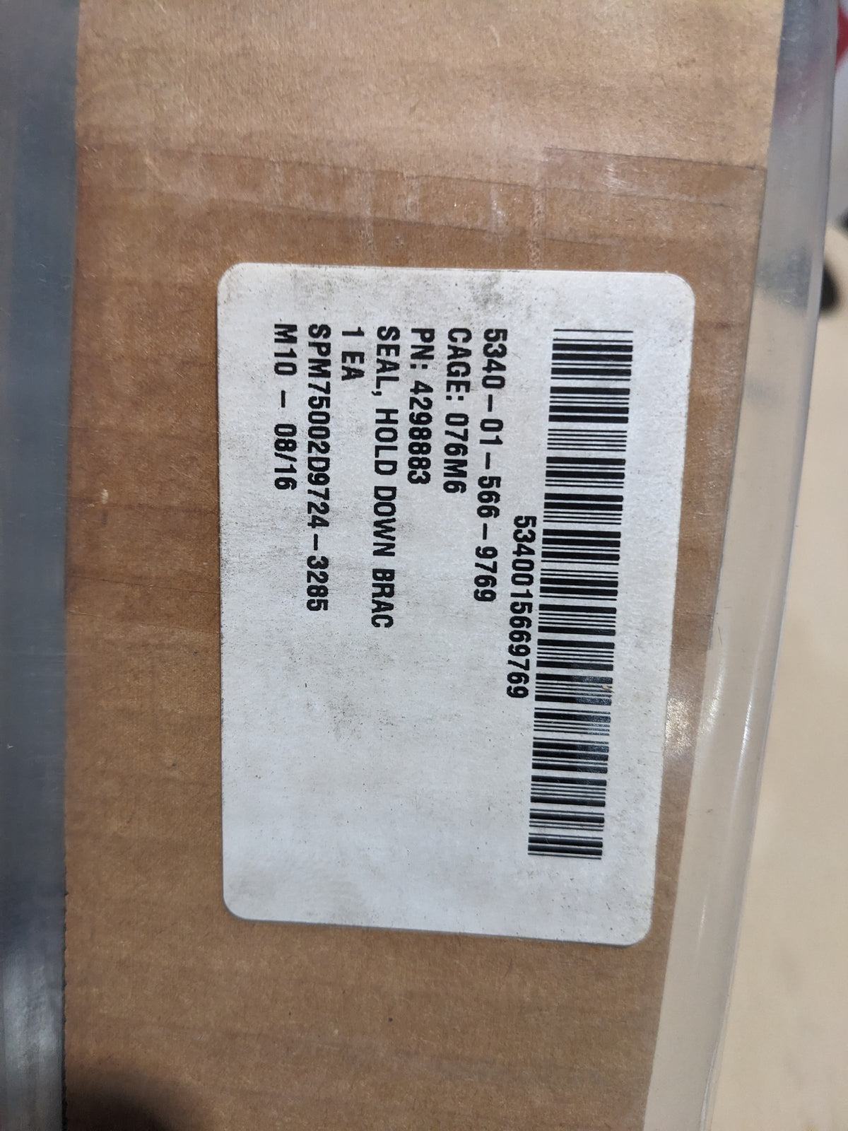 BAE Systems Land & Armaments L.P. 4298883 Hold Down Bracket Seal - NSN 5340-01-566-9769 - inventory label