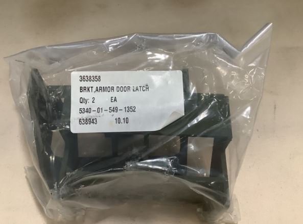 2540-01-555-3008 3653742 DOOR LATCH KIT,MASS MTVR MK23