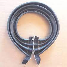 M35A2 BLACK ZIPPER AXLE BOOT FOR 2.5 TON
