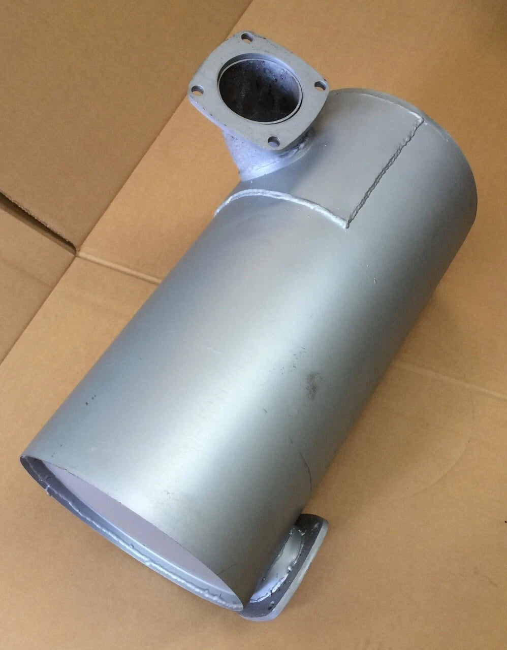 M809 MUFFLER 5 Ton M800 Series 11664455 T10956-0 10956N Engine Muffler