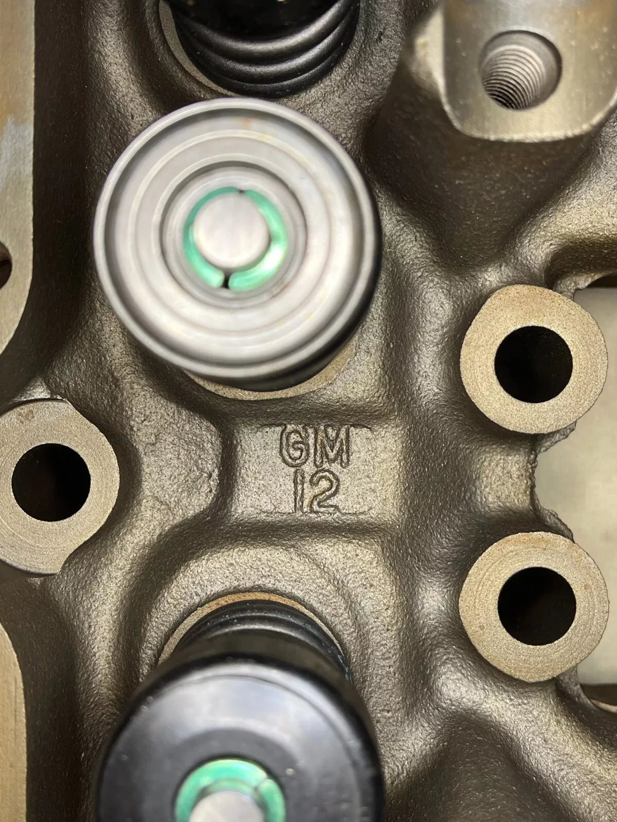 GENERAL MOTORS M1008 M1009 CUCV HMMWV 6.2L DIESEL CYLINDER HEAD 10137567 2815-01-265-7071