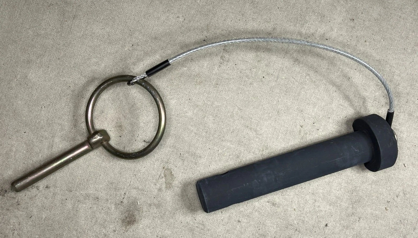 MILITARY TOW BAR PIN ASSEMBLY 3/4 INCH HMMWV M35 HEAVY DUTY PIN 7551077