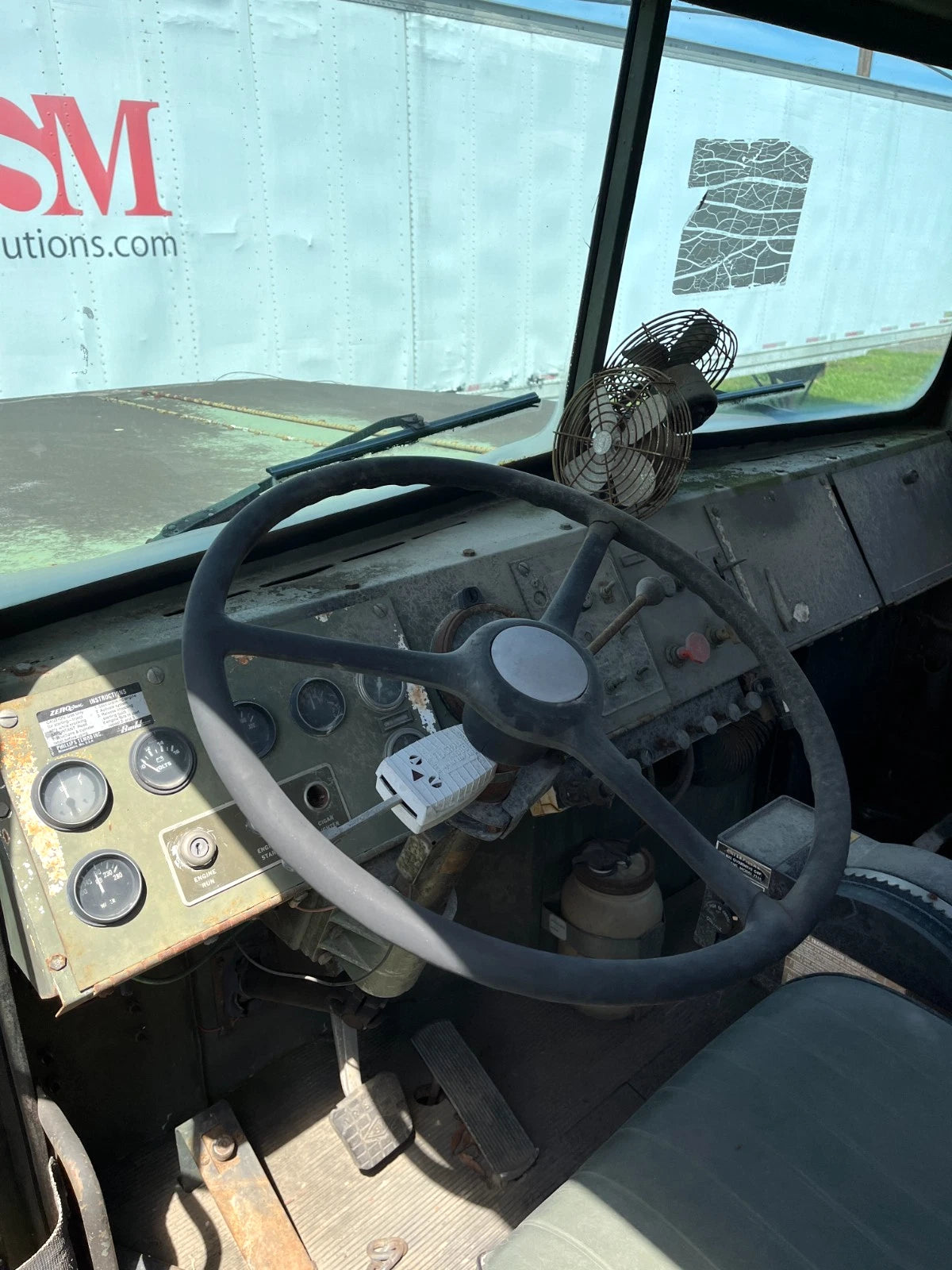 1979 M916 20 TON 6X6 TRACTOR TRUCK FIFTH WHEEL WINCH WITH 9,000 MILES AS-IS