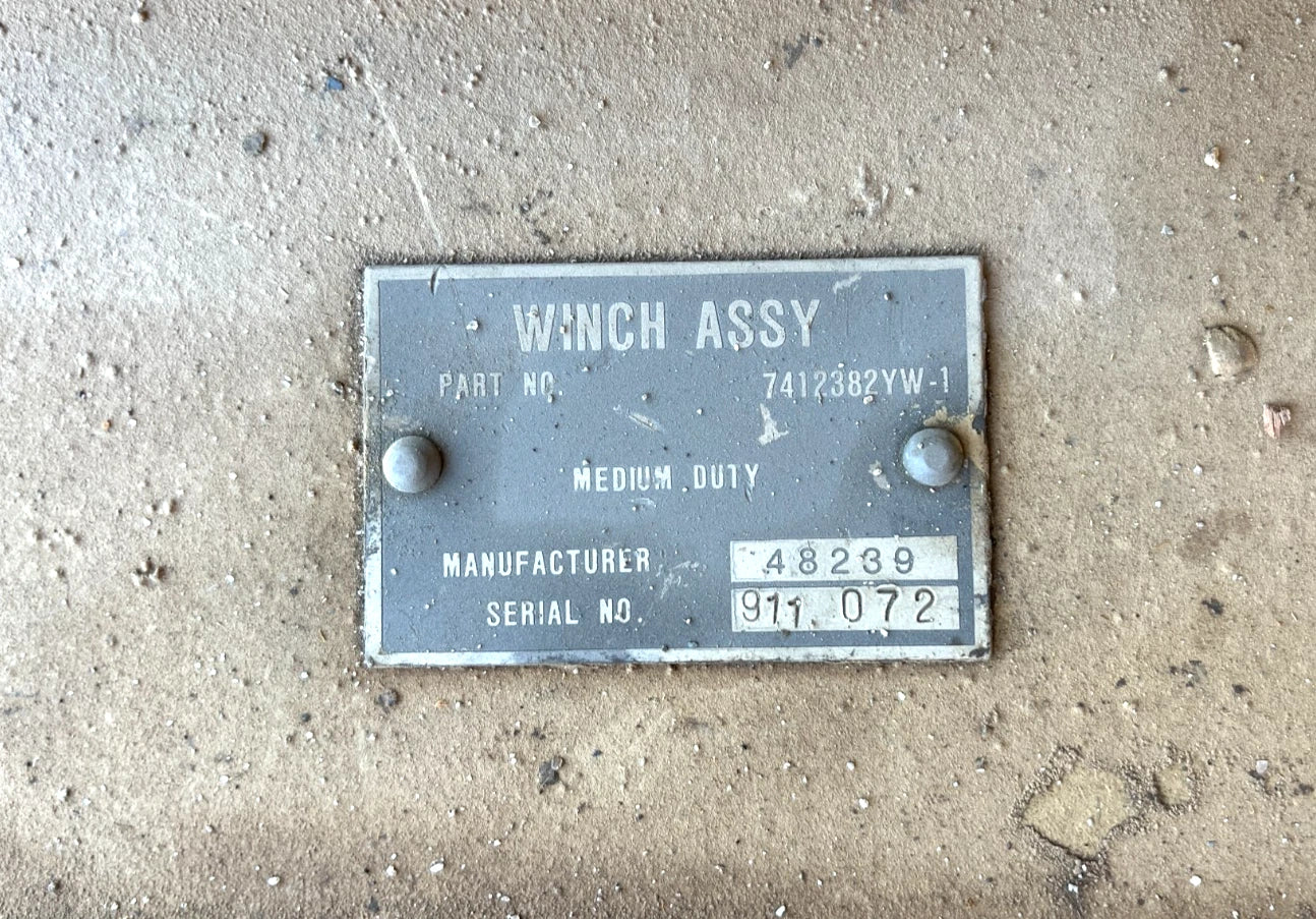 M939 A1 A2 5 TON FRONT HYDRAULIC WINCH (NO CABLE) 2520-01-082-2644 7412382-1