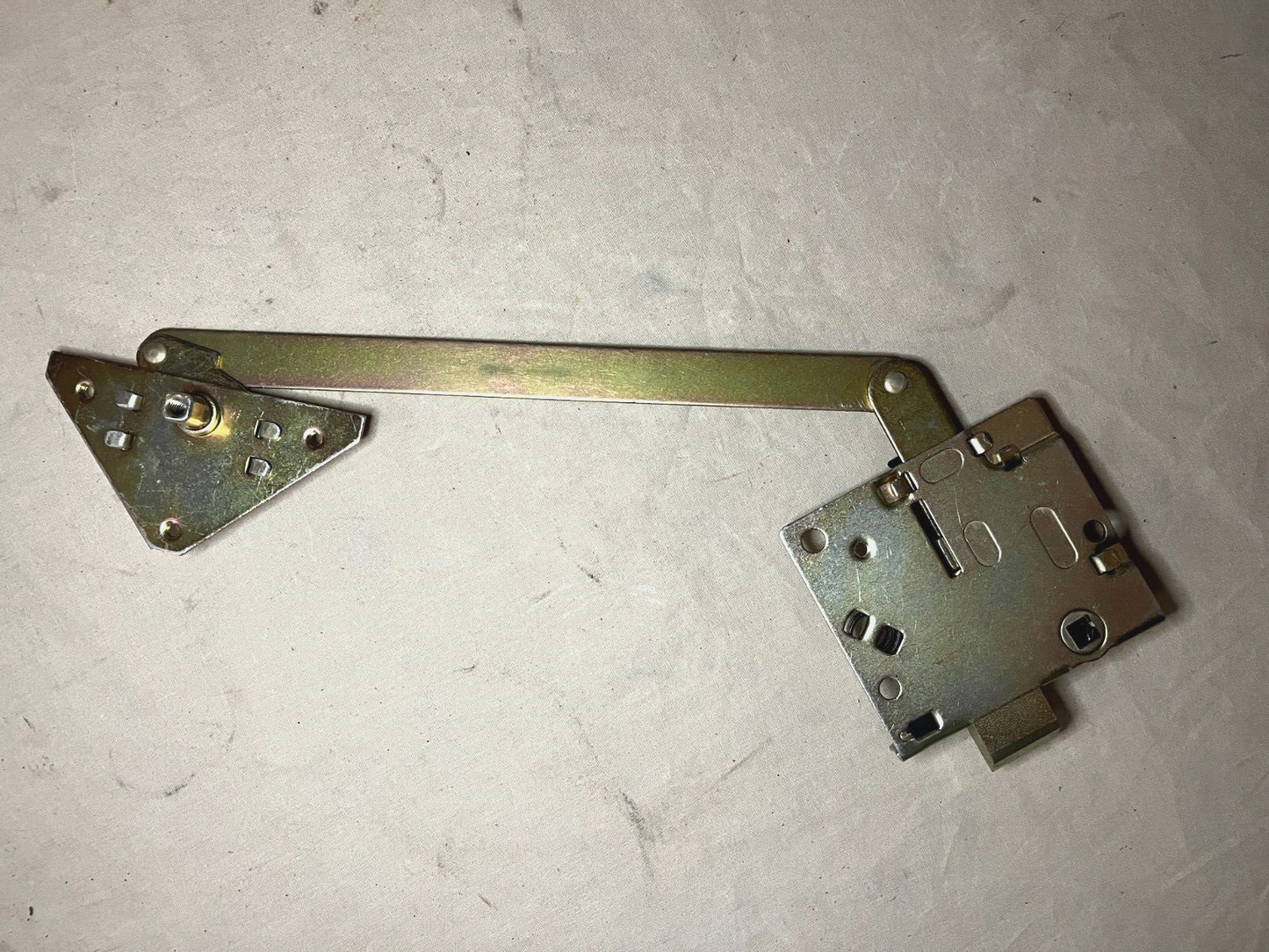 M35A2 M35 2.5-5 TON INTERIOR DOOR LATCH LOCK 7373277 M939 M809 Right Hand