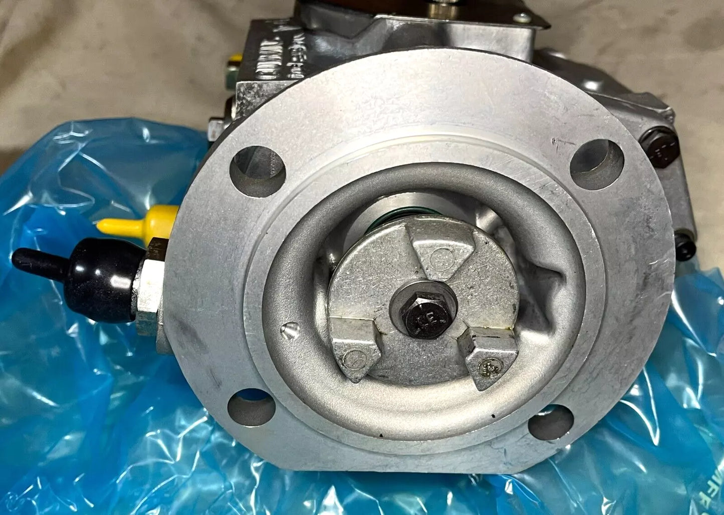 NTC 400 CUMMINGS FUEL INJECTION PUMP 2910-01-141-9372 374853 30600202-3894 3074853-4567