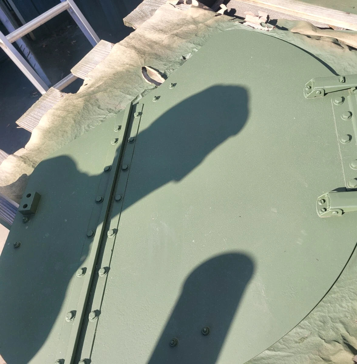 DOOR HATCH TRAY COVER TURRET - M1167 MILITARY HUMMER 12518734 HMMWV (INCOMPLETE)
