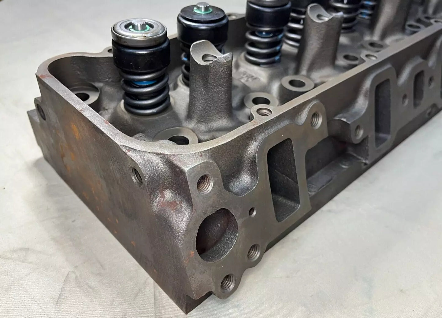 GENERAL MOTORS M1008 M1009 CUCV HMMWV 6.2L DIESEL CYLINDER HEAD 10137567 2815-01-265-7071