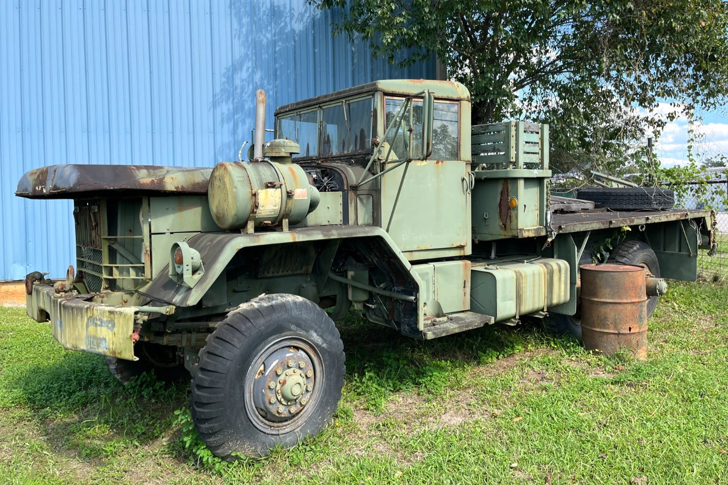 1979 M813 A1 5 TON 6X6 MILITARY CARGO TRUCK WITH 4,113 MILES FOR SALE AS-IS
