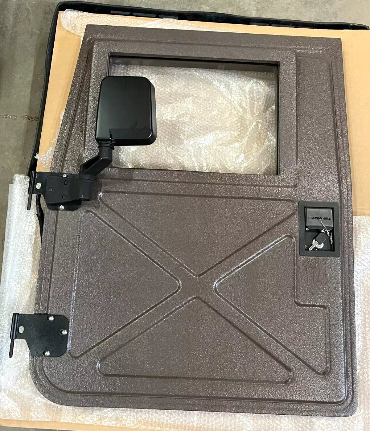 MOD MAFIA CUSTOM HUMMER H1 POWER DOORS LOCKING KEYFOB POWER WINDOWS AND CONSOLE