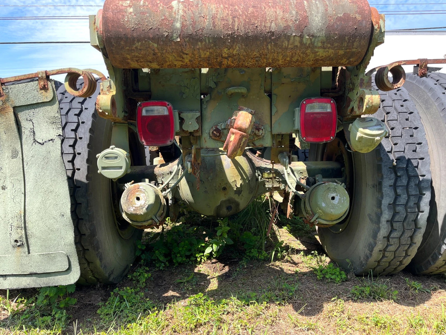 1979 M916 20 TON 6X6 TRACTOR TRUCK FIFTH WHEEL WINCH WITH 9,000 MILES AS-IS