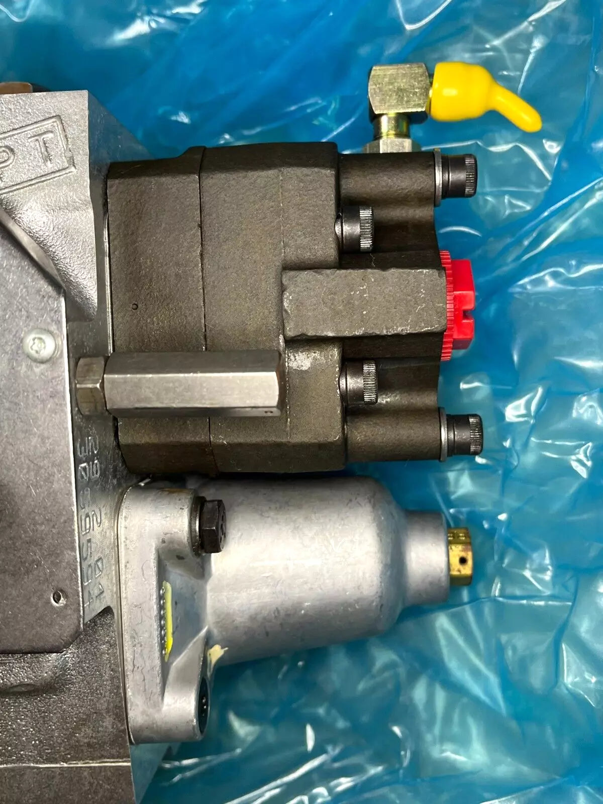 NTC 400 CUMMINGS FUEL INJECTION PUMP 2910-01-141-9372 374853 30600202-3894 3074853-4567
