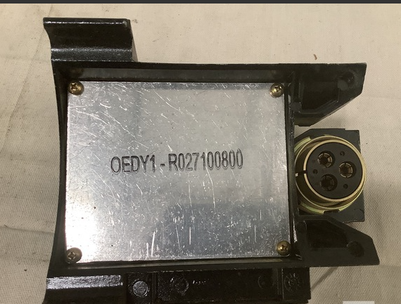 HMMWV HUMVEE M998 100 AMP REGULATOR R027100800