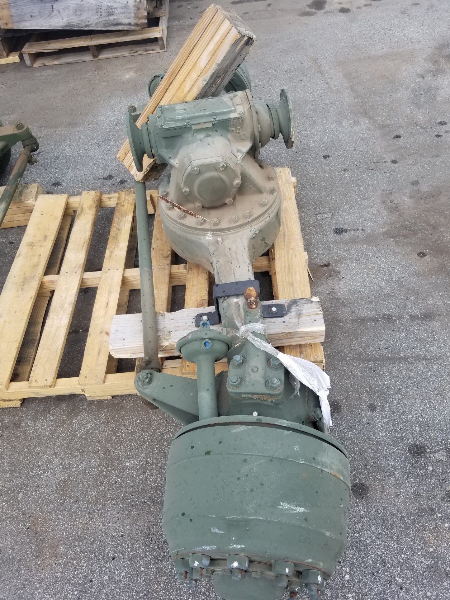 M939 5 Ton Truck M9 Series Axle Tech International M-1240-RDAX-14-6 Front Axle Assembly