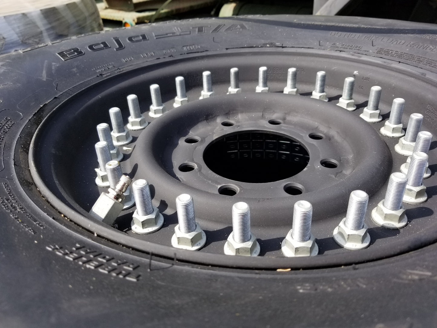 SET OF 4 NEW HMMWV Humvee Hummer H1 M998 24 Bolt Tire and Wheel Assembly 37x12.50R16.5LT