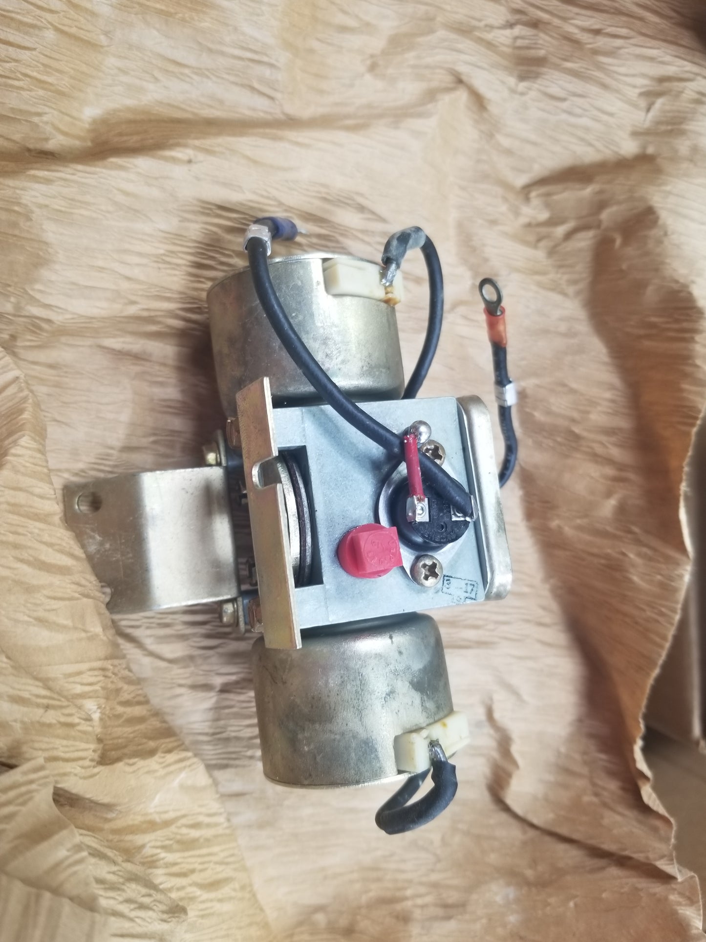 2540-00-089-1753	  VALVE,HEATER FUEL C	10947616 G702642