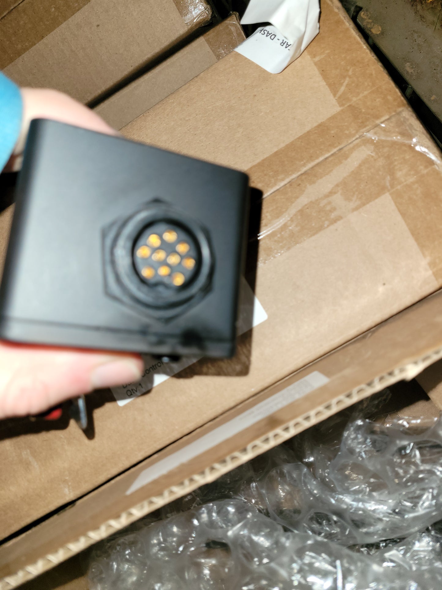 2590-01-587-3299 3692084C92 821100 CONTROL BOX,FIRE SUPPRESSION SYSTEM MRAP