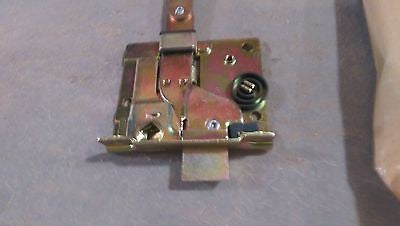 M35A2 M35 2.5-5 TON INTERIOR DOOR LATCH LOCK 7373276 M939 M809 Left Hand L/H