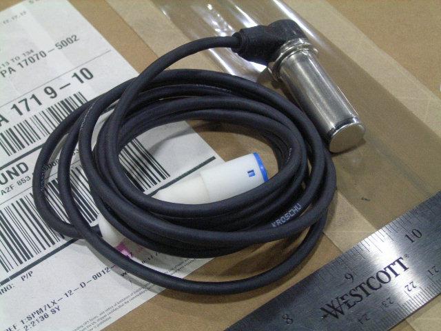 MERITOR SENSOR MRAP 755031011E 27KP740 27KP740 2530-01-574-5785