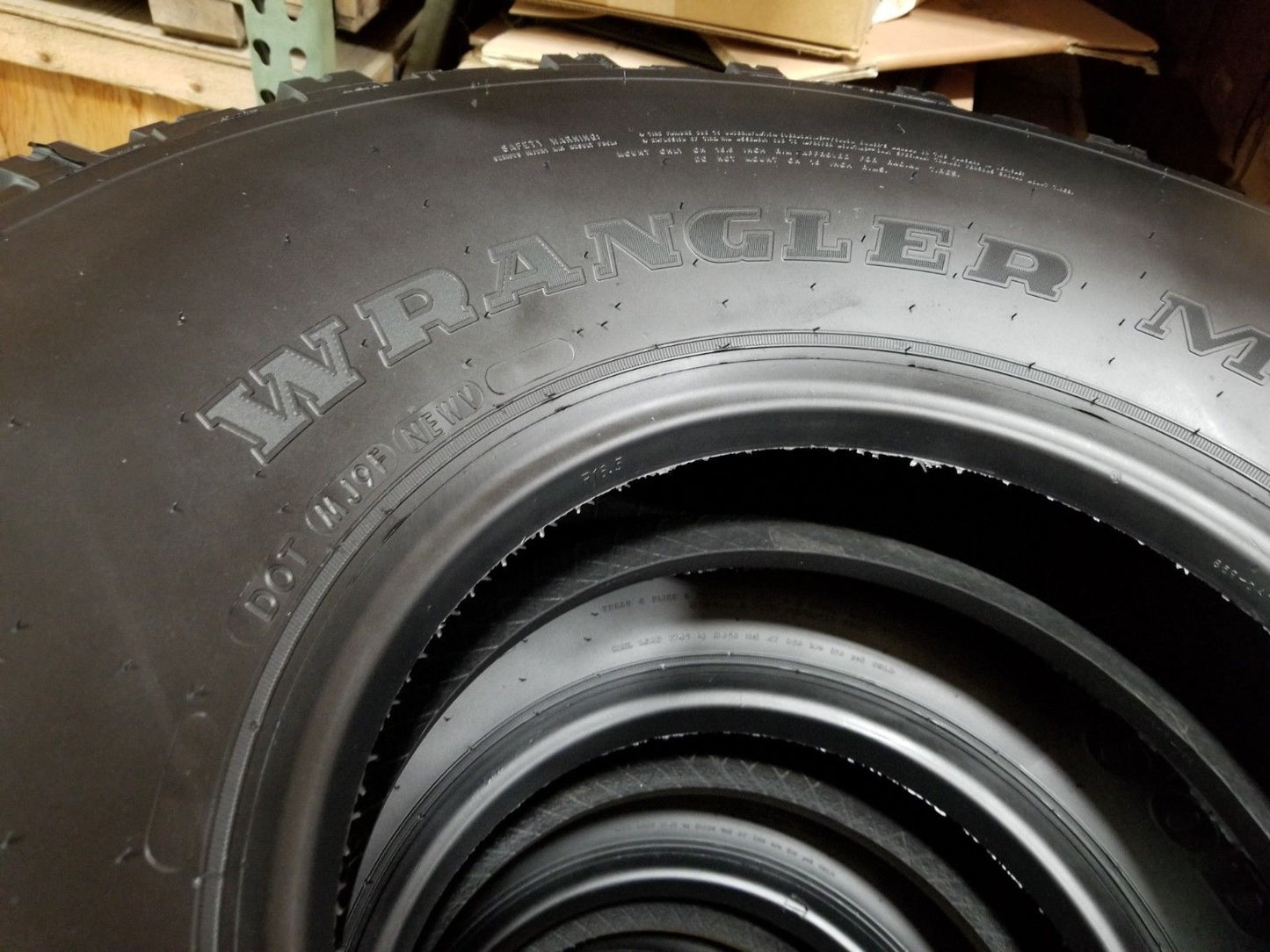 New HUMVEE HMMWV TIRE WITH GOODYEAR M998 HUMMER H1 37X12.5X16.5 RADIAL