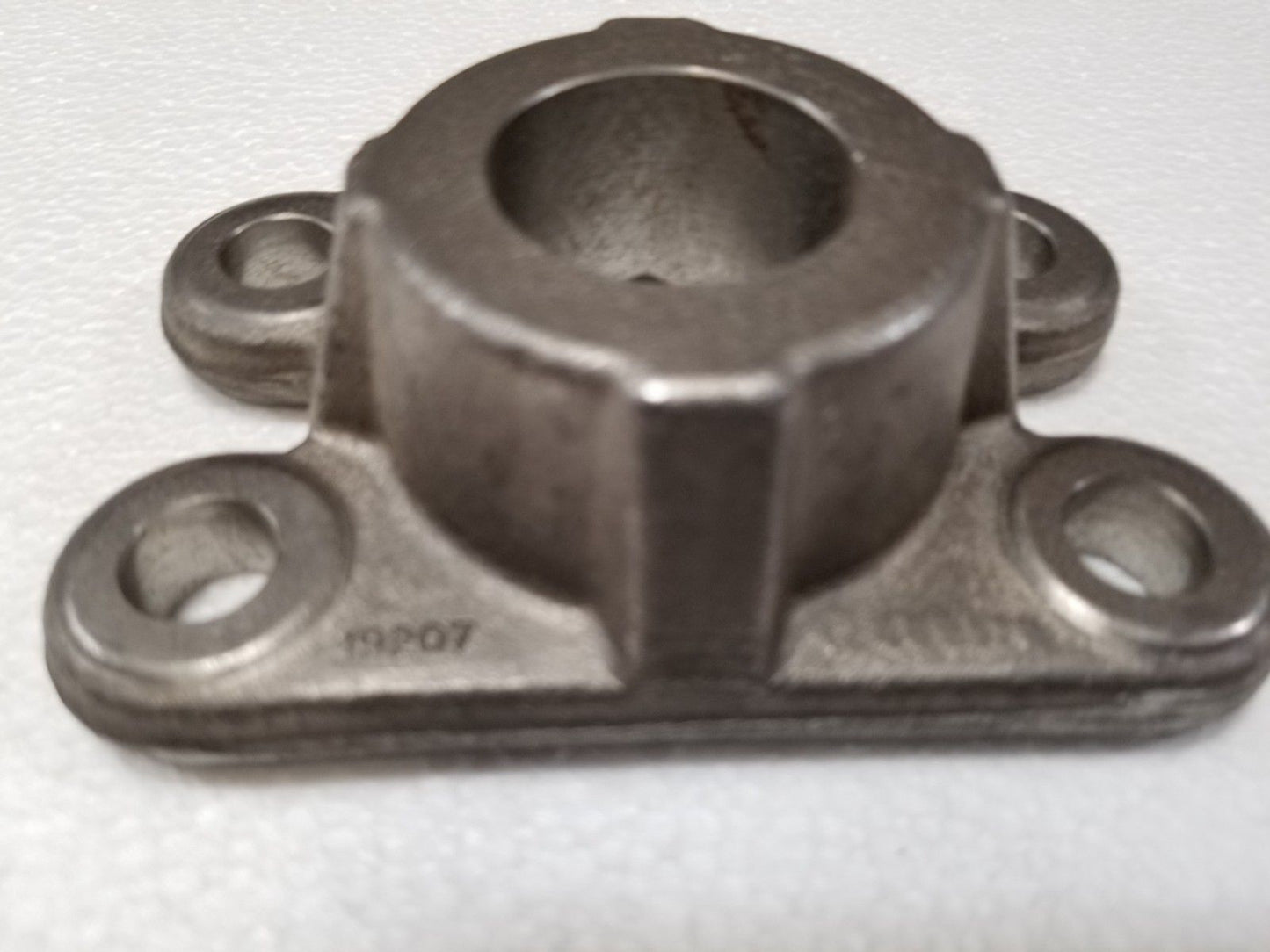 HMMWV M998 TOWING MOUNTING BRACKET PINTLE 12469170 HUMVEE