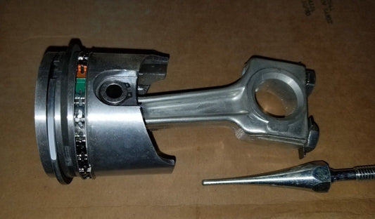 (4) NEW 1A08  2A016  4A032 Military Standard Engine Piston Kit P/N 13214E8191